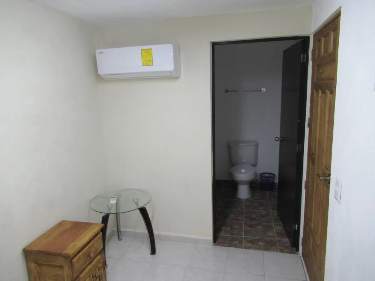 Cocos Apartment Cancun Mexico