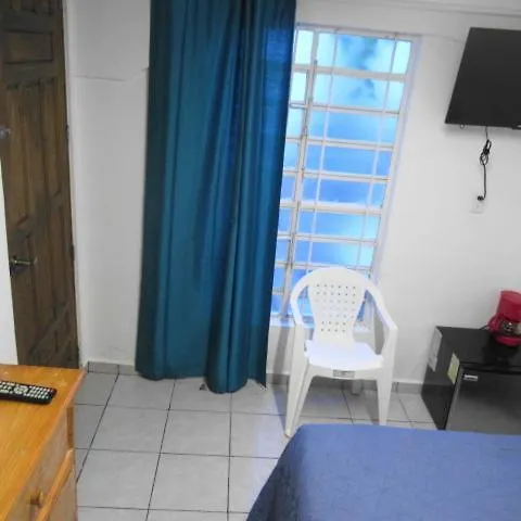 Cocos Apartment Cancun Mexico
